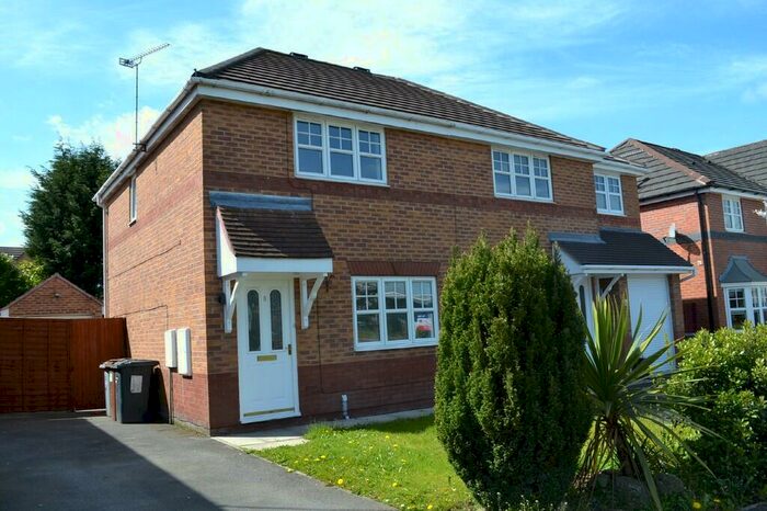 3 Bedroom Semi-Detached House To Rent In Coleridge Close, Ettiley Heath, CW11