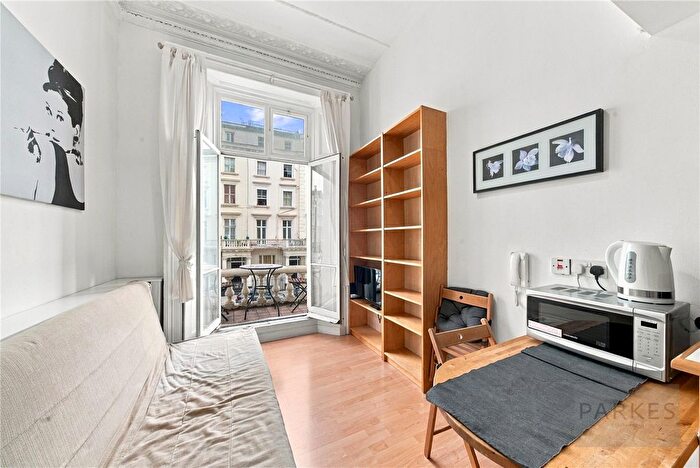 Studio To Rent In Belgrave Road, London, SW1V