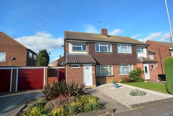 3 Bedroom Semi-Detached House To Rent In Keene Way, Galleywood, Chelmsford, CM2