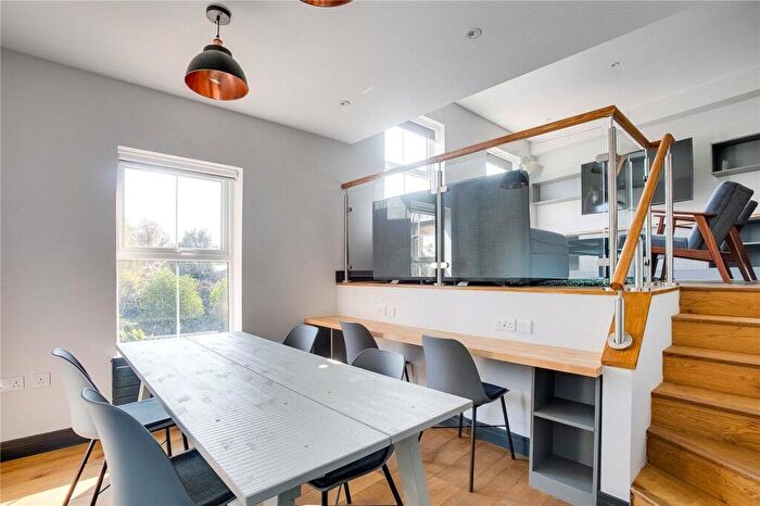 Studio To Rent In Lavender Hill, Battersea, SW11