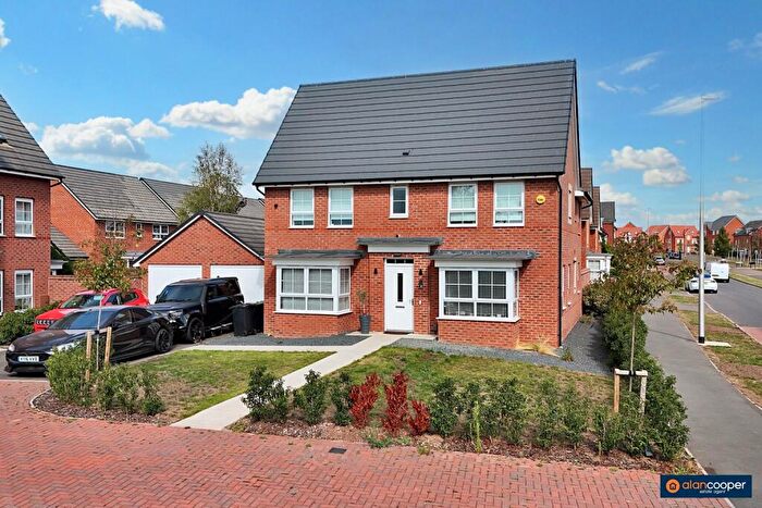 4 Bedroom Detached House For Sale In Topiary Road, St James Gate, Weddington, Nuneaton, CV10
