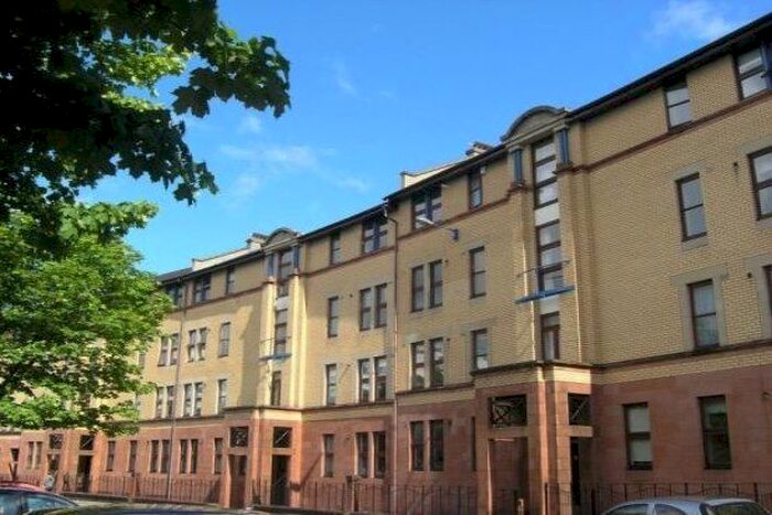 2 Bedroom Flat To Rent In St. Ninian Terrace, Glasgow, G5