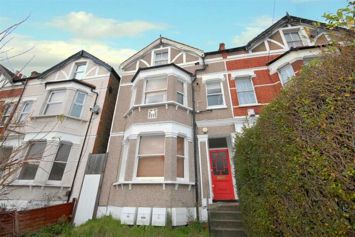 1 Bedroom Flat To Rent In Gleneagle Road, Streatham, SW16