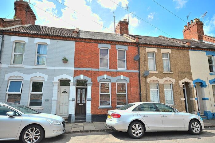 2 Bedroom Property To Rent In Shakespeare Road, Northampton, NN1