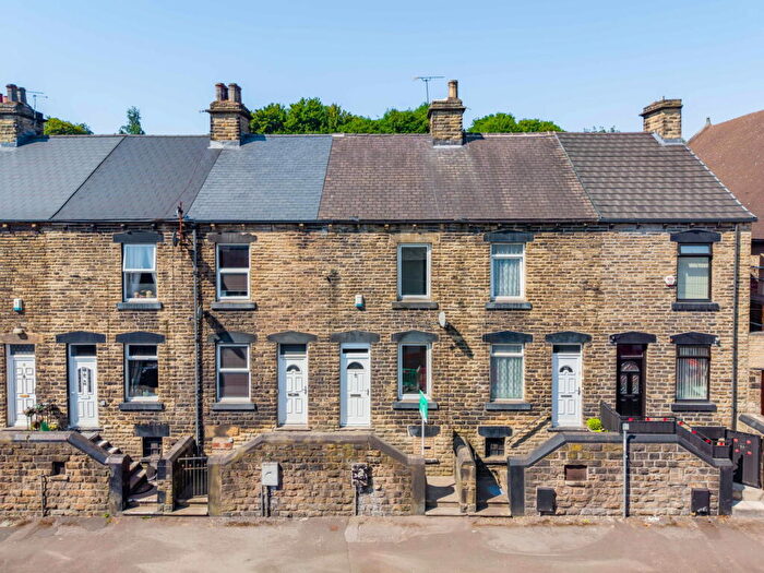 3 Bedroom Terraced House For Sale In Honeywell Street, Barnsley, S71
