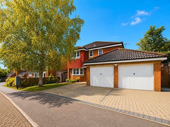 4 Bedroom Detached House To Rent In Rachaels Lake View, Warfield, Bracknell, Berkshire, RG42