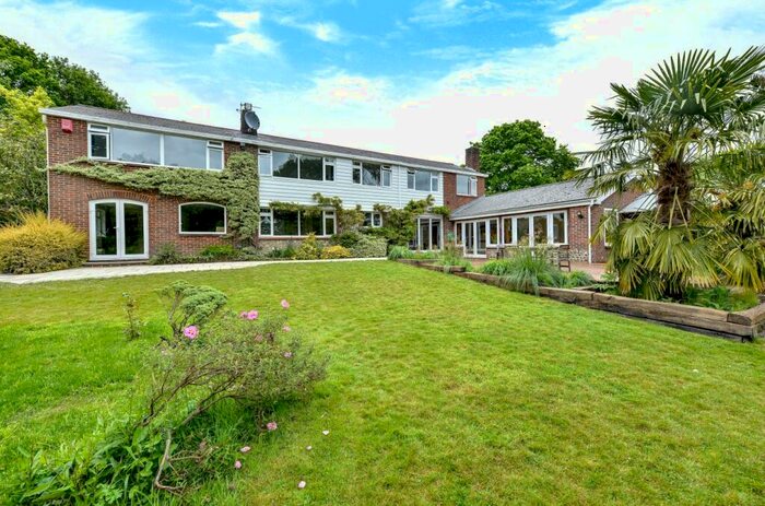 4 Bedroom Detached House To Rent In Cornwells Bank, North Chailey, BN8