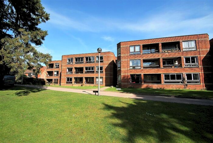 2 Bedroom Flat To Rent In Hadham Road, Bishop's Stortford, CM23