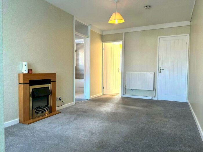 1 Bedroom Flat To Rent In Wenlock Way, Chester, CH4