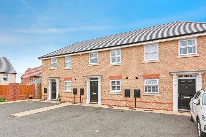 2 Bedroom Terraced House For Sale In Worthing Grove, Tamworth, B78