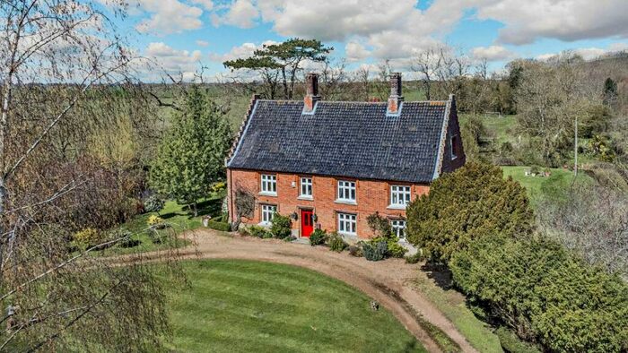 5 Bedroom Detached House For Sale In Hardwick Road, Starston, Harleston, Norfolk, IP20