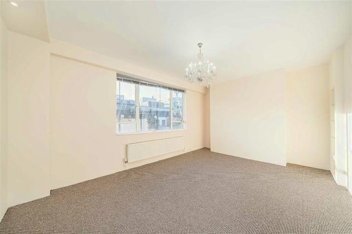 2 Bedroom Flat To Rent In Princeton Street, London, WC1R