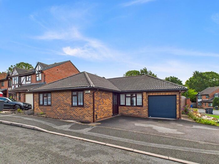 3 Bedroom Detached Bungalow For Sale In Alstonfield Drive, Allestree, DE22