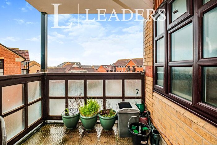 2 Bedroom Flat To Rent In Marys Place, Emerald Quay, BN43