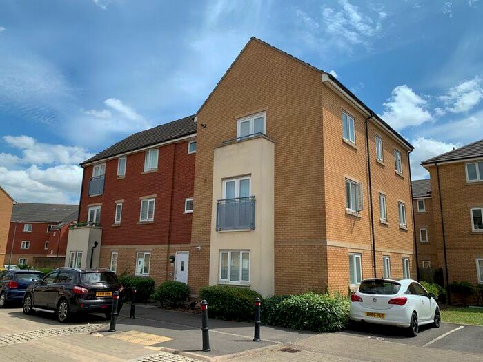 2 Bedroom Flat To Rent In Hornbeam Close, Bristol, BS32