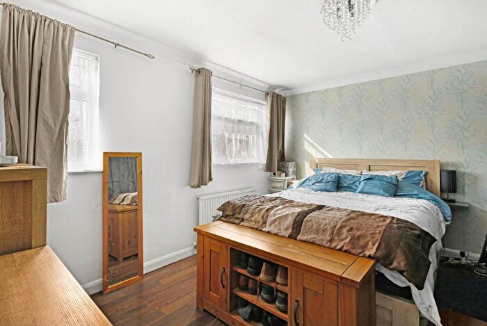3 Bedroom Terraced House For Sale In Wheatley, Bracknell, RG12