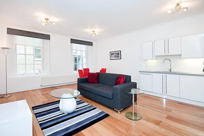 1 Bedroom Apartment To Rent In College Hill, EC4R