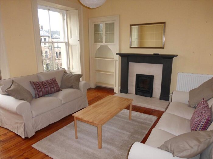 2 Bedroom Flat To Rent In Gladstone Terrace, Edinburgh, EH9