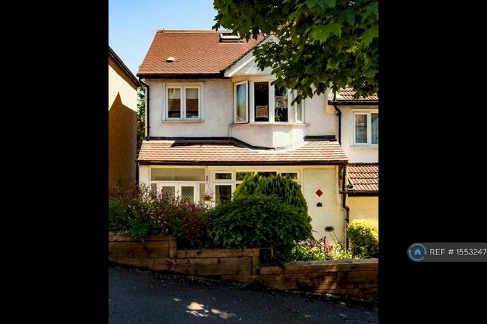 4 Bedroom Semi-Detached House To Rent In Michael Road, London, SE25