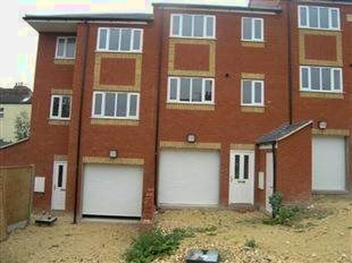 3 Bedroom Terraced House To Rent In Empire Court, Grantham, NG31