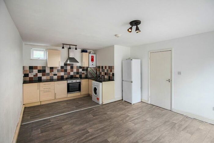 2 Bedroom Flat To Rent In Folkestone Road, London, N18