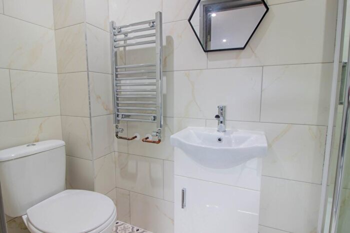 1 Bedroom Flat To Rent In Room Frederick Road, Stapleford, Nottingham, NG9