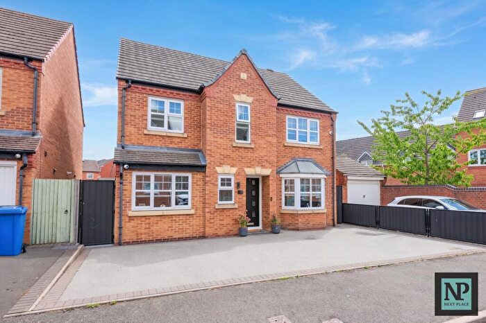 4 Bedroom Detached House For Sale In Valley Drive, Wilnecote, B77