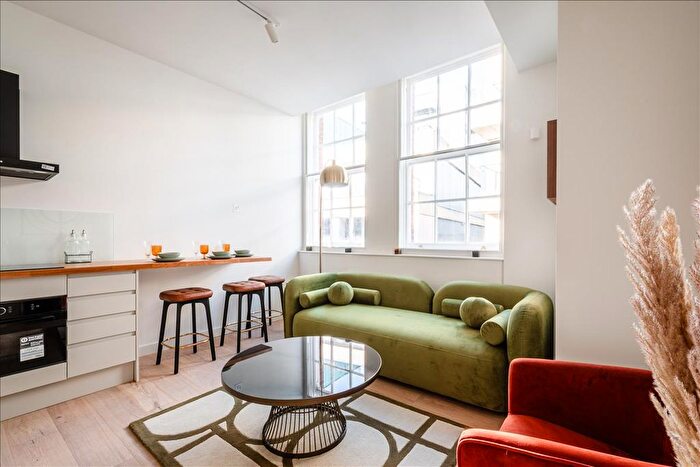 1 Bedroom Flat For Sale In Central Street, Clerkenwell, EC1V