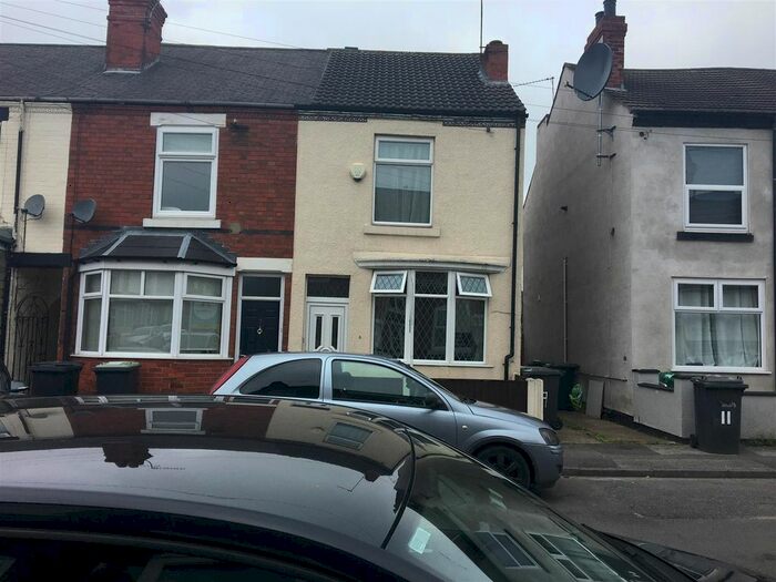 3 Bedroom End Of Terrace House To Rent In Frederick Road, Stapleford, Nottingham, NG9