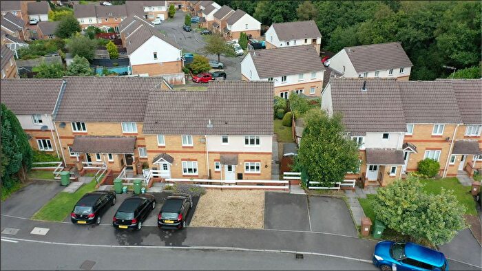 3 Bedroom Terraced House For Sale In St. Andrews Drive, Pontllanfraith, NP12