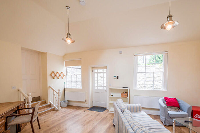 2 Bedroom Flat To Rent In Barton Buildings, Bath, BA1