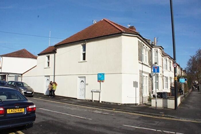 2 Bedroom Flat To Rent In Gloucester Road, Bristol, BS7