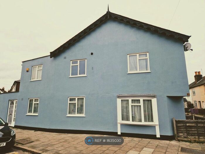 2 Bedroom End Of Terrace House To Rent In Palace Road, Bromley, BR1