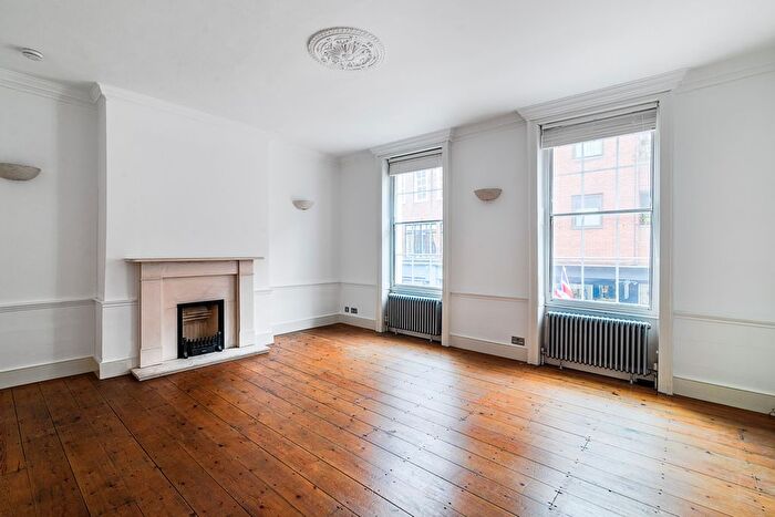2 Bedroom Flat To Rent In Earlham Street, Seven Dials, WC2H