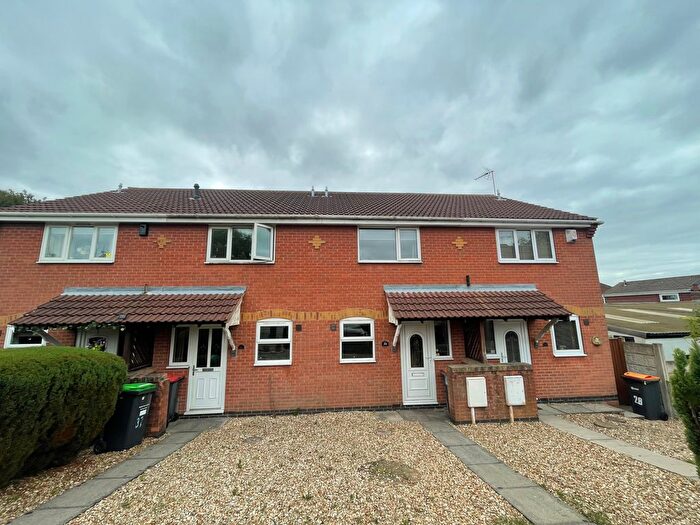 2 Bedroom Town House To Rent In Beechwood Grove, Sutton-In-Ashfield, NG17