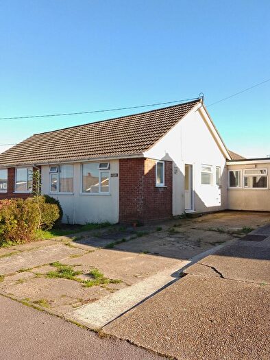 3 Bedroom Bungalow To Rent In Nelson Park Road, St Margarets, CT15