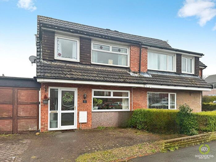 3 Bedroom Semi Detached House For Sale In Park Farm Road, Blackburn, BB2