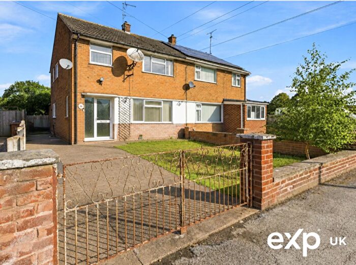 3 Bedroom Semi-Detached House For Sale In Tuxford Road, Boughton, Newark, NG22