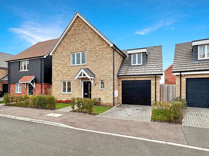 4 Bedroom Detached House For Sale In Bennett Way, Sawston, Cambridge, CB22