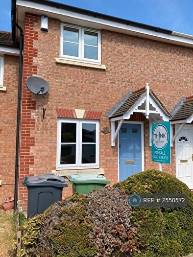 2 Bedroom Terraced House To Rent In Pond Road, Norwich, NR10