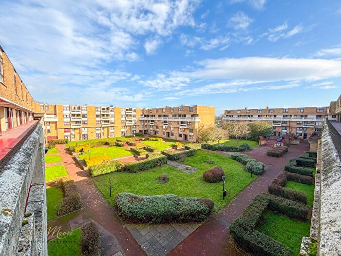 2 Bedroom Apartment For Sale In Collingwood Court, Sulgrave, Washington, Tyne & Wear, NE37