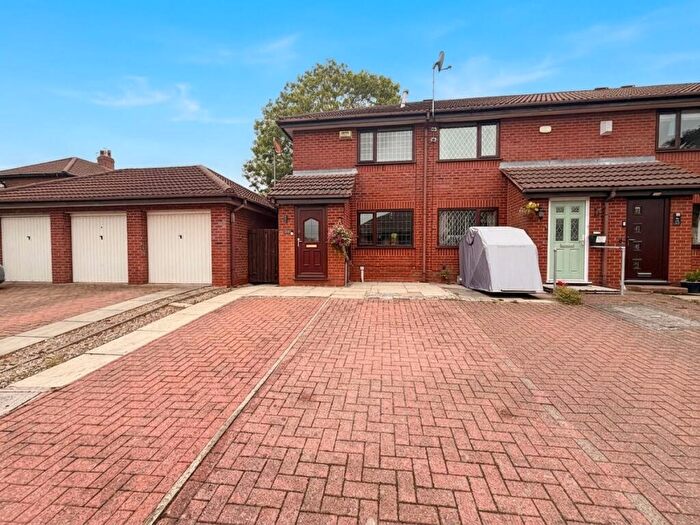 2 Bedroom End Of Terrace House For Sale In Watermans Close, Horwich, Bolton, Greater Manchester, BL6
