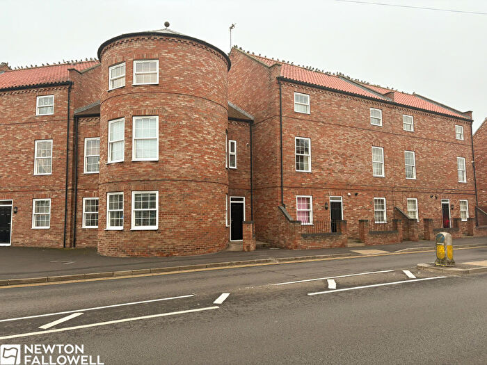 2 Bedroom Flat For Sale In Wellesley Court, Retford, DN22