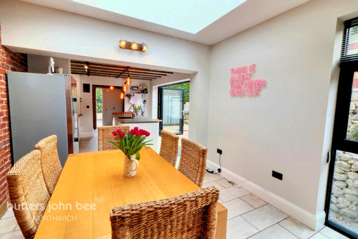 5 Bedroom Detached House For Sale In Station Road, Delamere, CW8