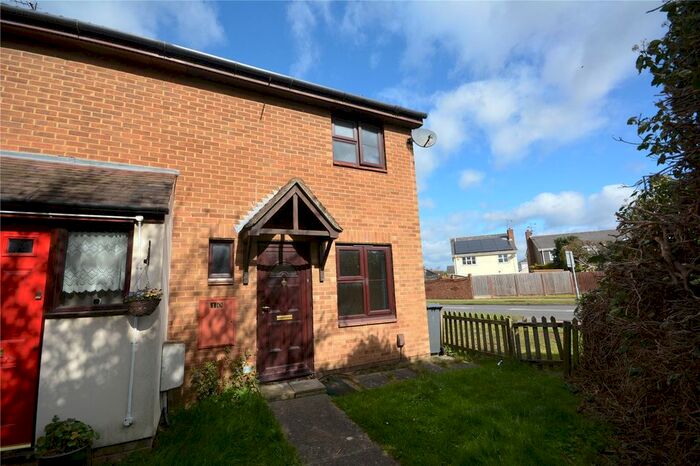 2 Bedroom End Of Terrace House To Rent In Bounderby Grove, Chelmsford, CM1