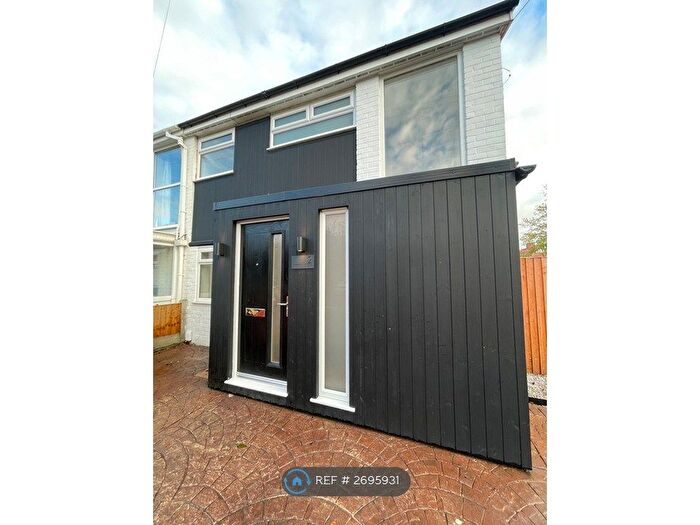 3 Bedroom End Terrace House To Rent In Urmston, Urmston, M41