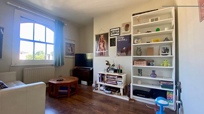 1 Bedroom Flat To Rent In Tyrwhitt Road, London, SE4