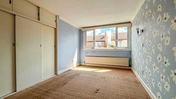 3 Bedroom Detached House For Sale In Nelson Street, Gainsborough, Lincolnshire, DN21