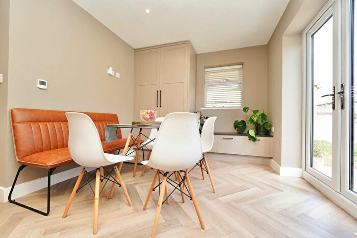 3 Bedroom Detached House For Sale In Priory Lane, Huntingdon, Cambridgeshire., PE29