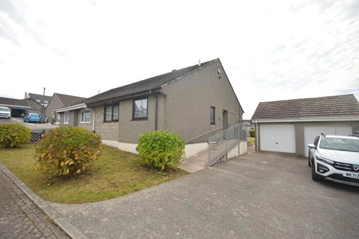 2 Bedroom Bungalow To Rent In Treganoon Road, Mount Ambrose, TR15
